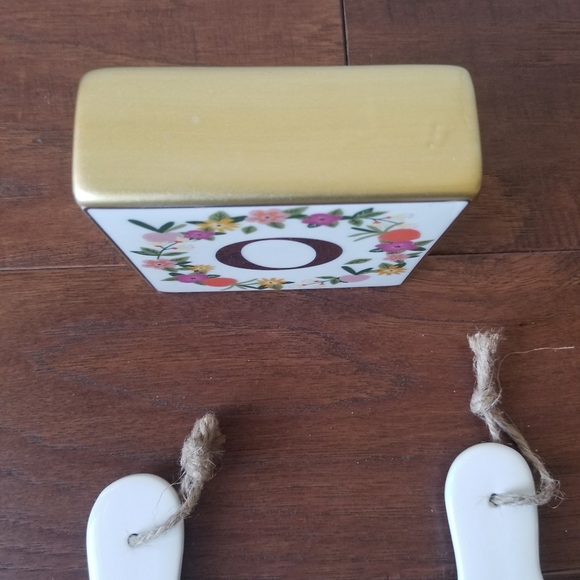 Ashland Letter "O" Home Decor Spring Cheese Board Tabletop - Picture 11 of 14